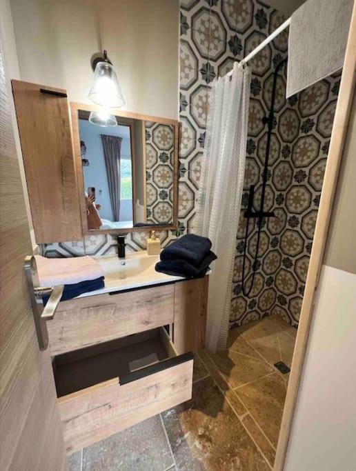 Loft Pied De Coline Au Calme Διαμέρισμα Ginasservis Εξωτερικό φωτογραφία
